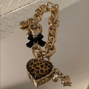 COPY - Betsey Johnson Gold Hearts Bows Leopard Bracelet